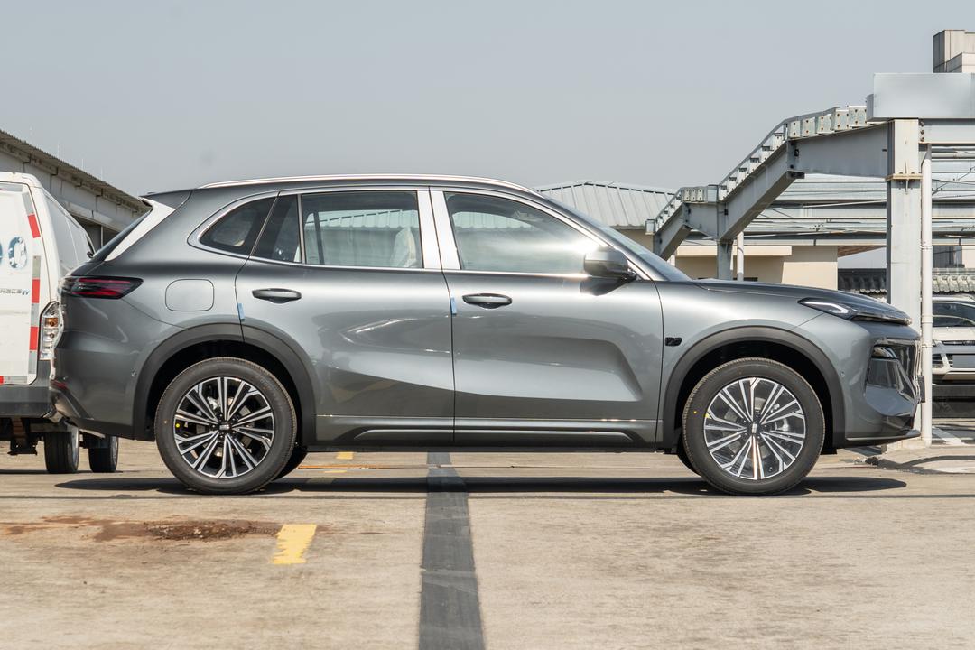 Geely Starship 7 EM-i 2026, фото 8