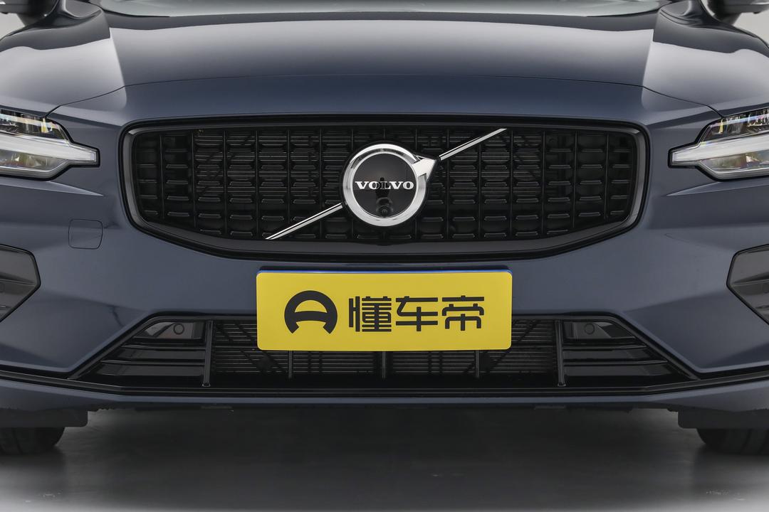 Volvo S60 2026, фото 10