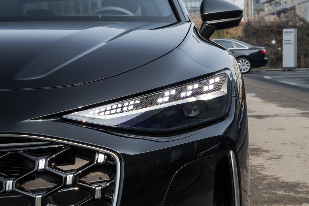 Audi A6L 2026, фото 12
