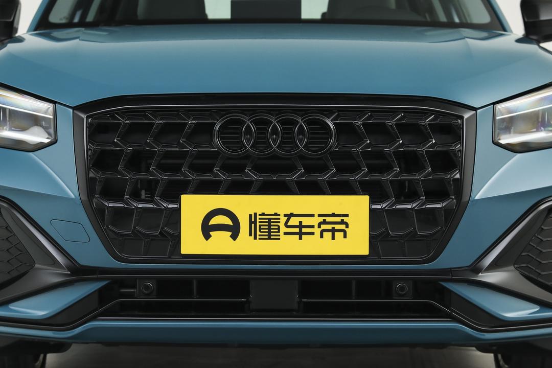 Audi Q2L 2026, фото 10