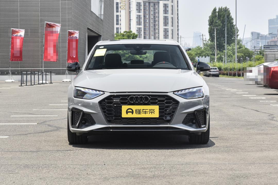 Audi A4L 2026, фото 2