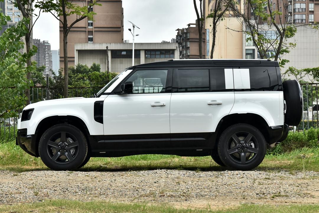Land Rover Defender 2026, фото 4
