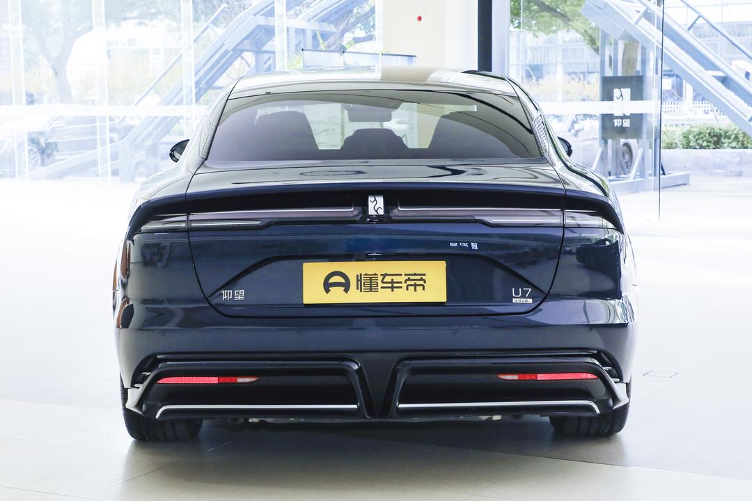 BYD U7 PHEV 2026, фото 6