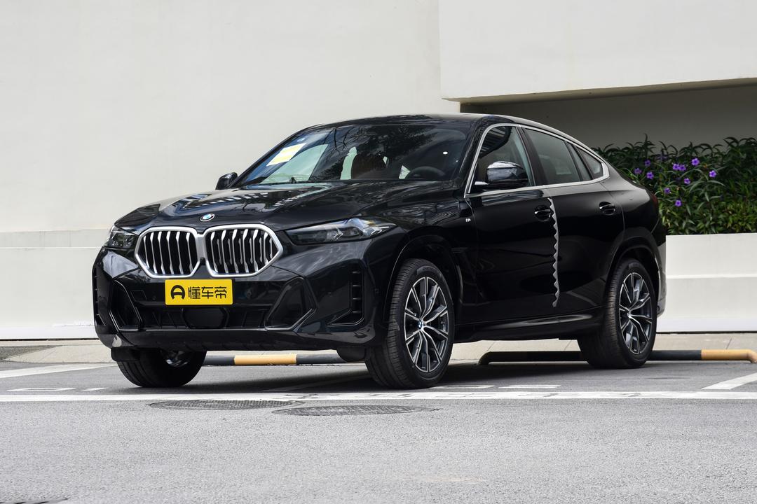 BMW X6 2026, фото 1