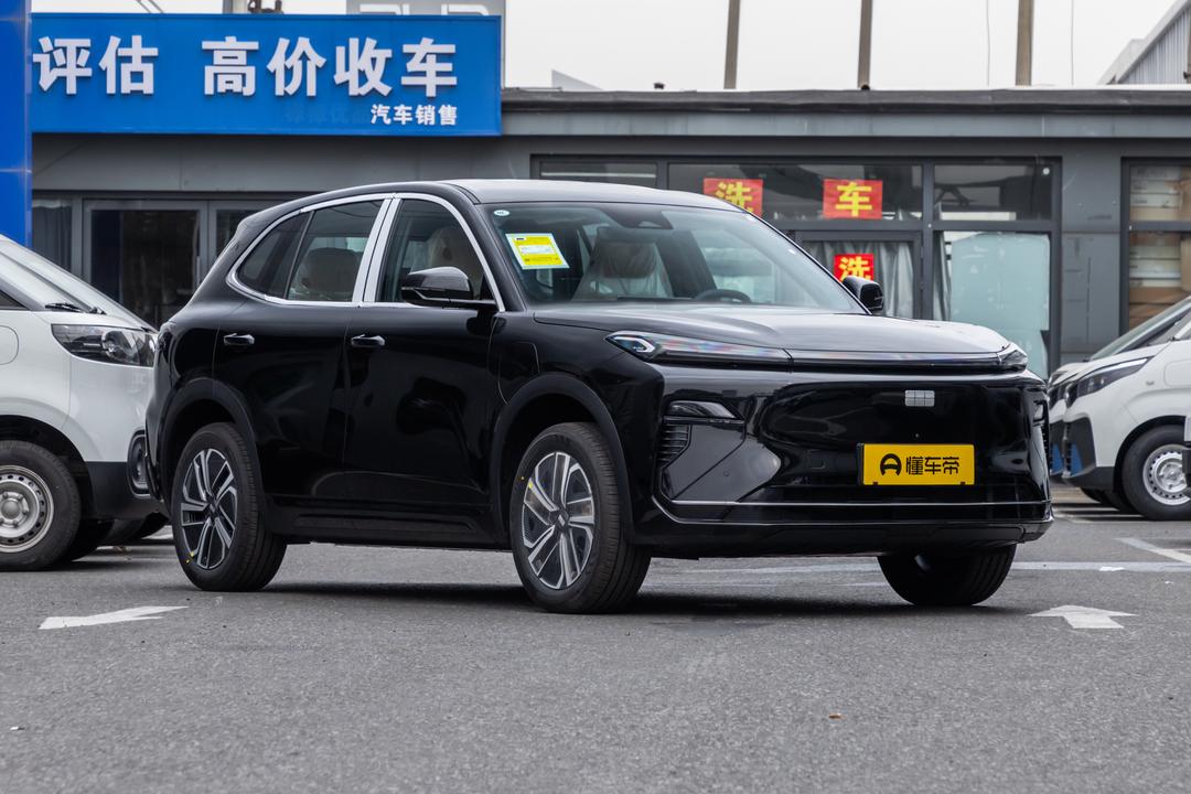 Geely Starship 7 EV 2026, фото 3