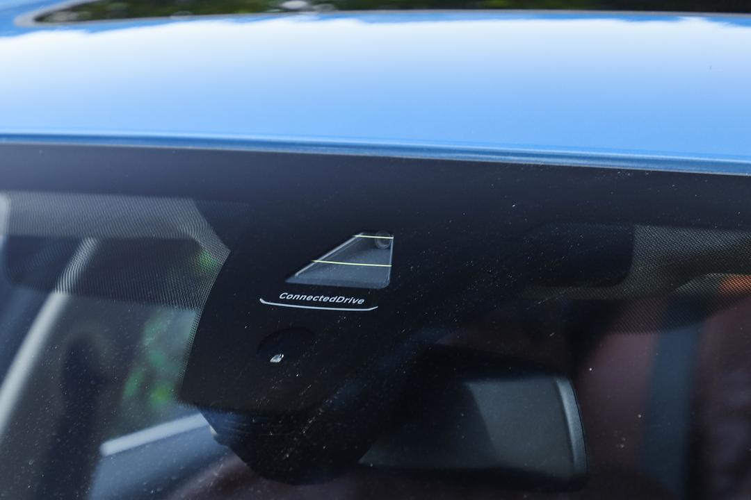BMW 3 Series 2026, фото 15