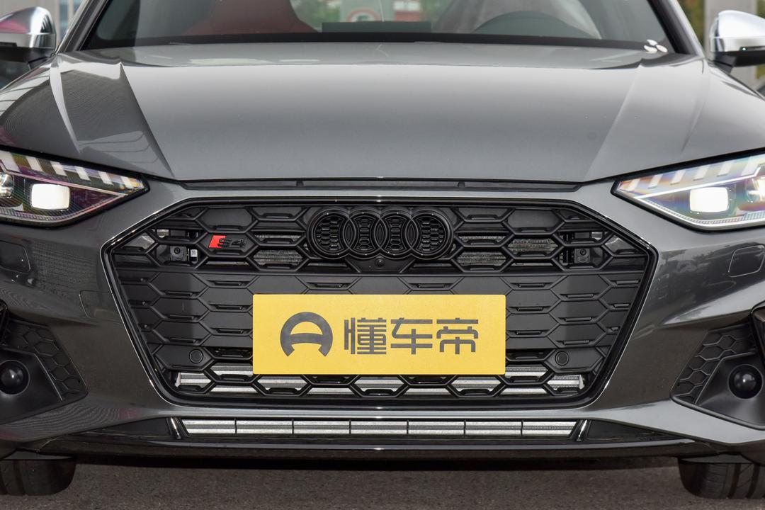 Audi S4 2026, фото 10