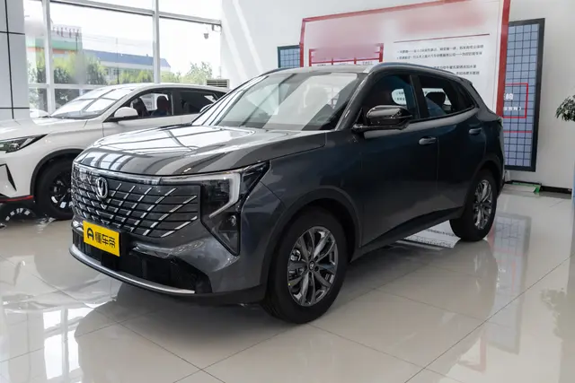 Changan CS55 PLUS 2026 — купить из Китая под заказ