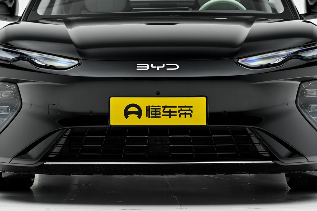 BYD Seal 08 DM 2026, фото 10