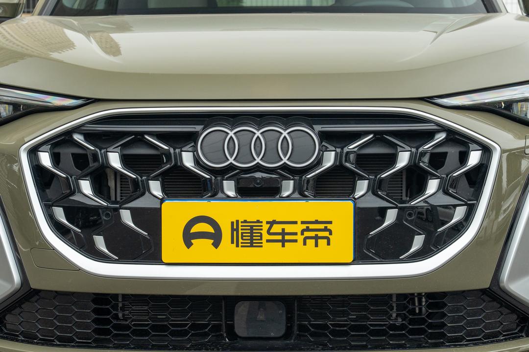 Audi Q5L 2026, фото 10