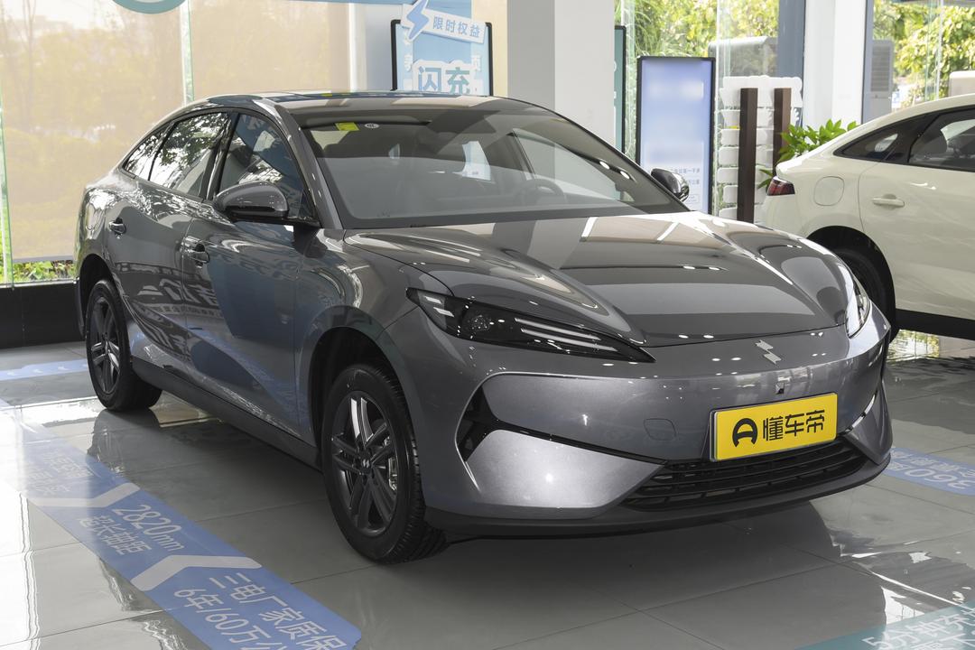 BYD e7 EV 2026, фото 3