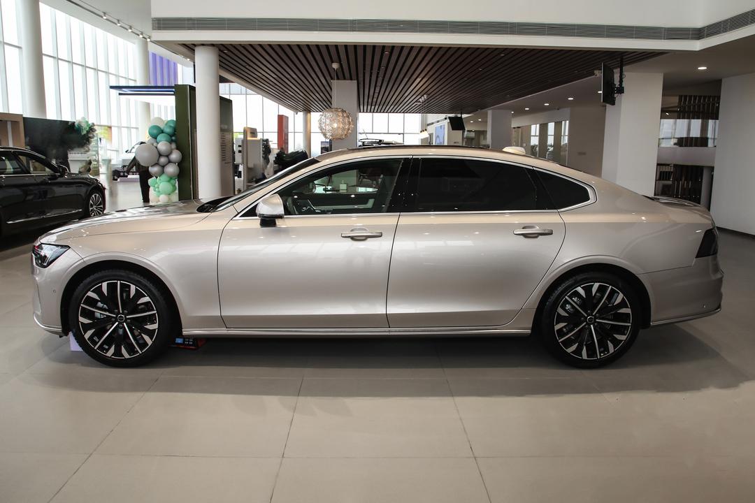 Volvo S90 2026, фото 4