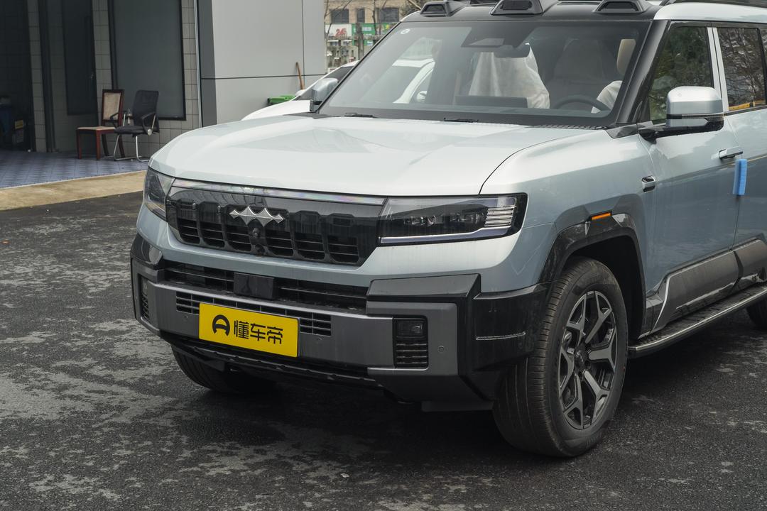 BYD Fangchengbao Leopard 8 2026, фото 9