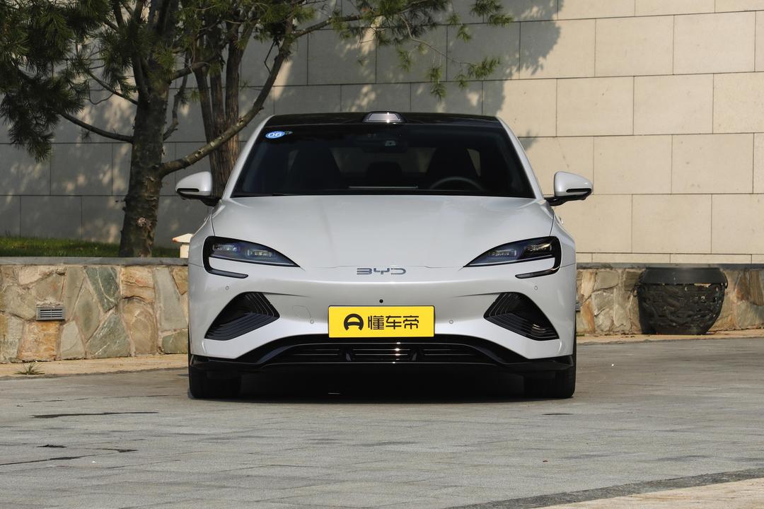 BYD Seal 2026, фото 2