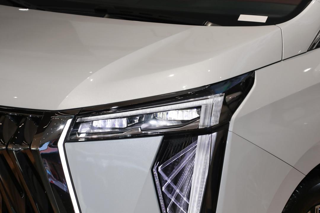 GAC E9 PHEV 2026, фото 13