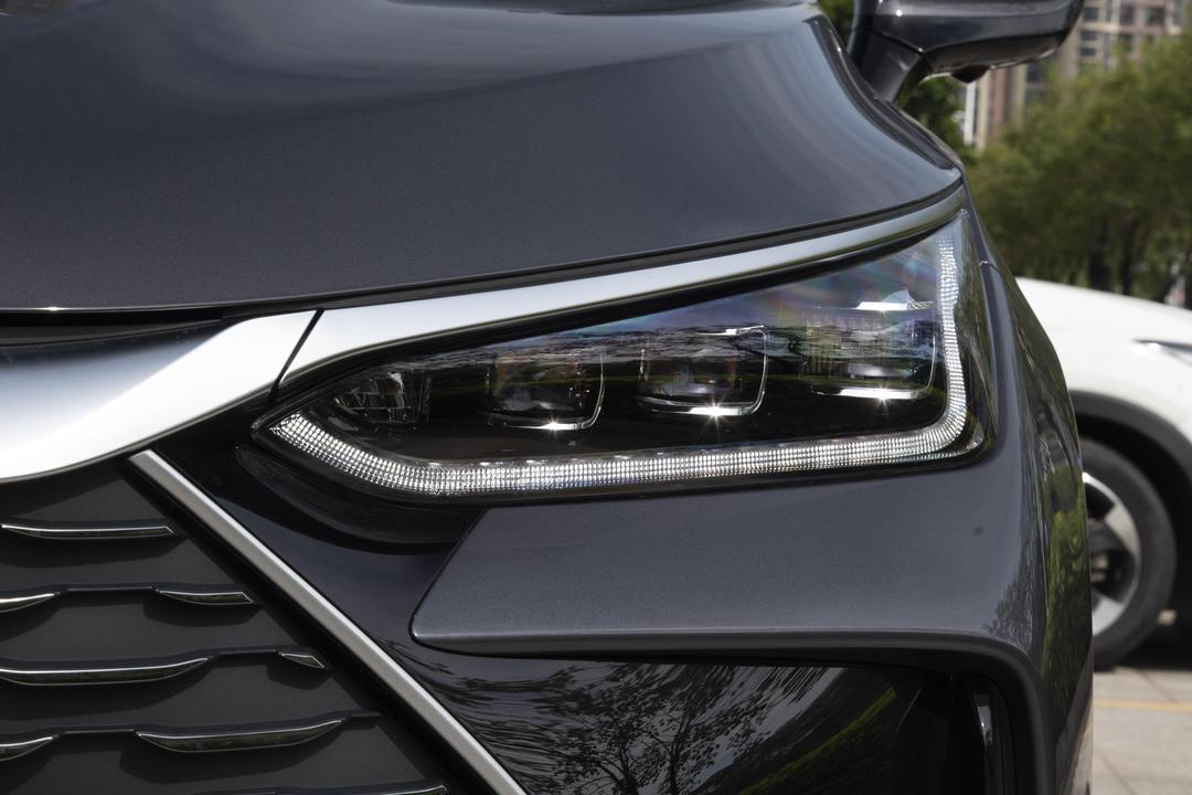 BYD Tang DM 2026, фото 12