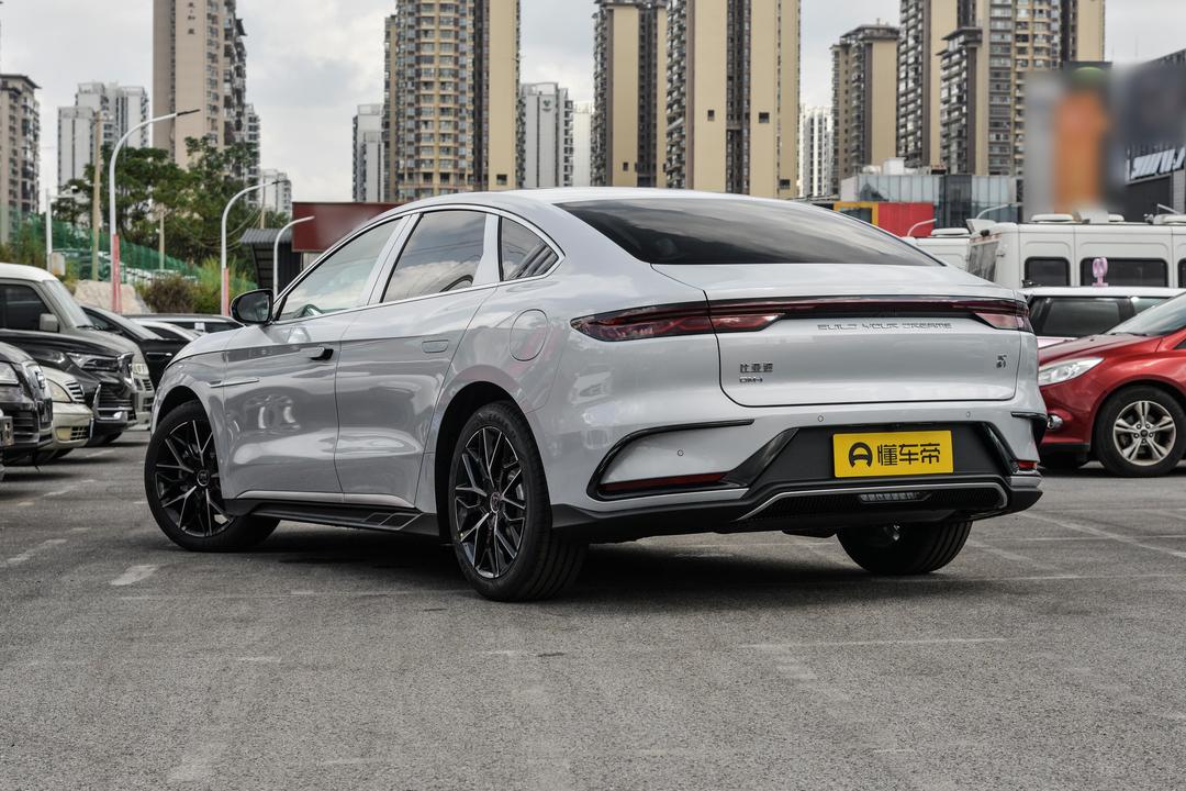 BYD Han DM 2026, фото 5