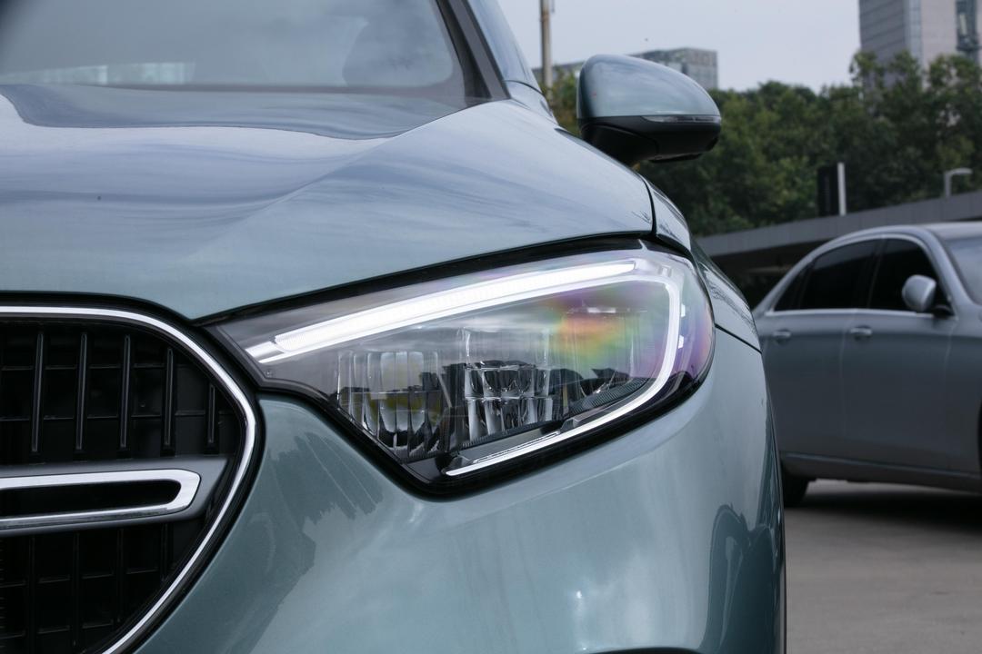 Mercedes-Benz GLC-Class 2026, фото 12