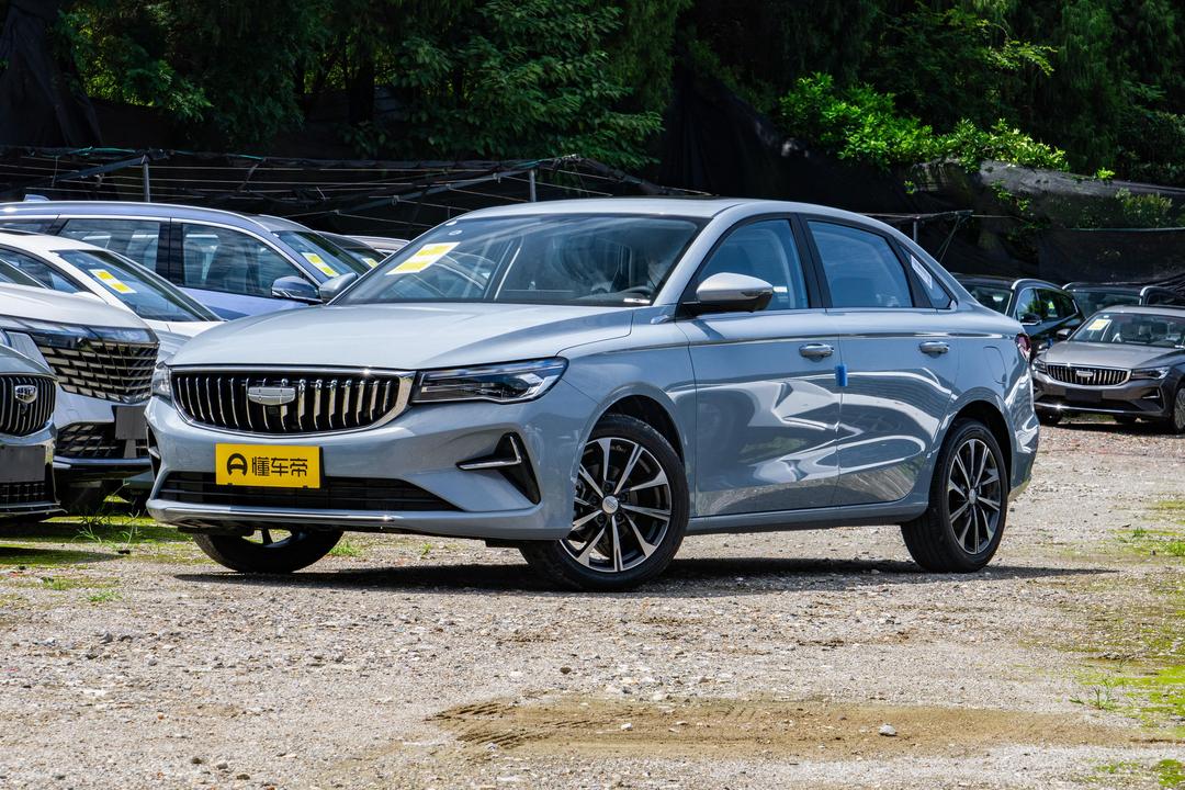 Geely Emgrand 2026, фото 1