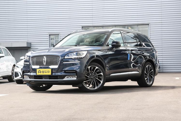 2023 3.0T V6 4WD Executive Cruise Edition