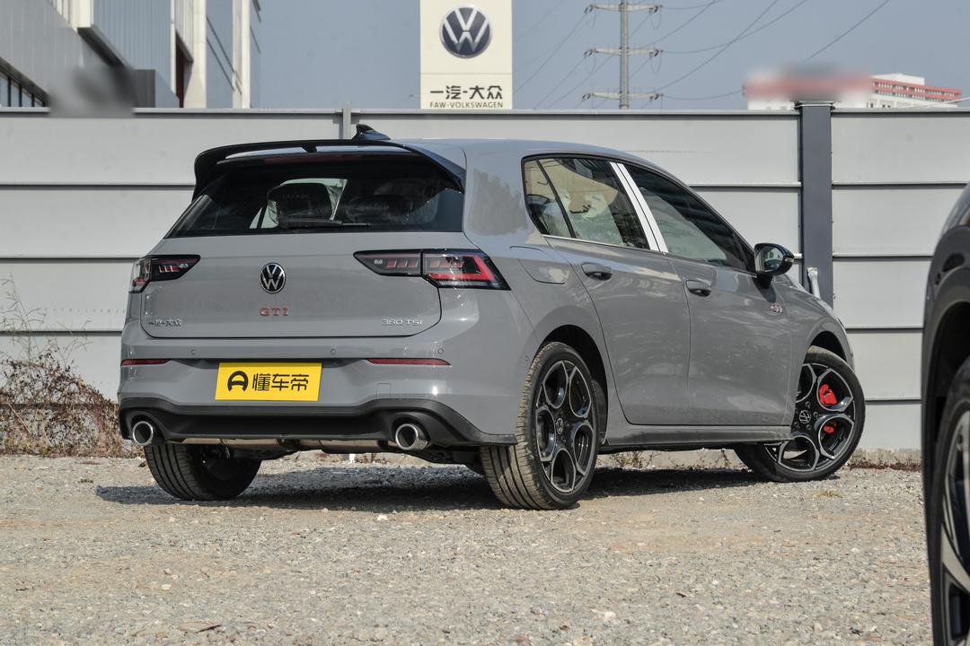 Volkswagen Golf GTI 2026, фото 7