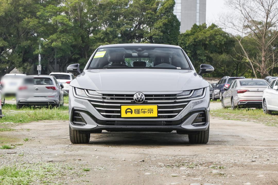 Volkswagen CC 2026, фото 2