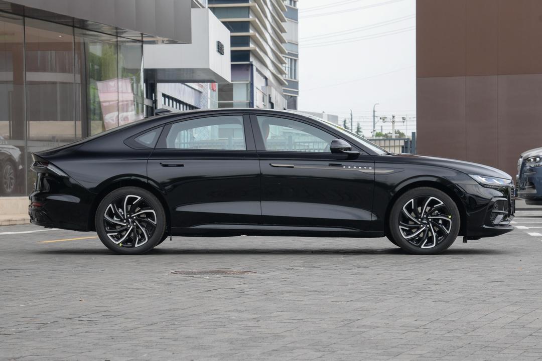 Lincoln Z 2026, фото 8