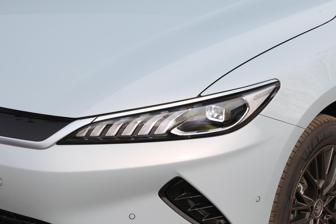 BYD Qin PLUS EV 2026, фото 14