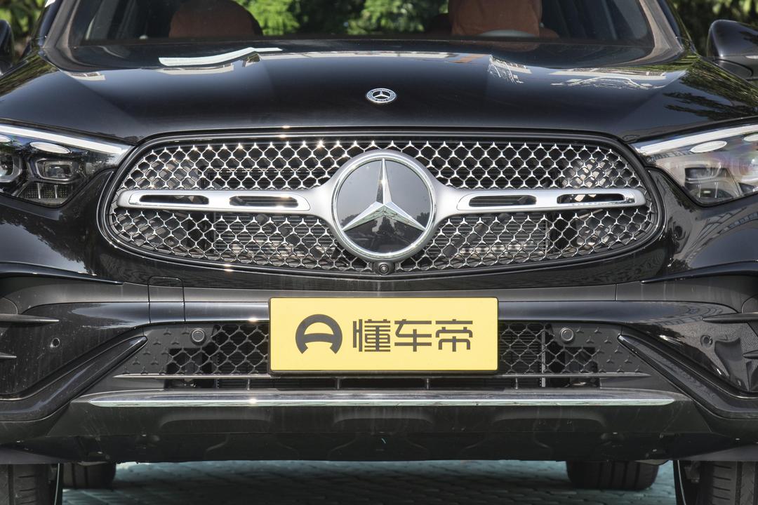 Mercedes-Benz GLC-Class 2026, фото 10