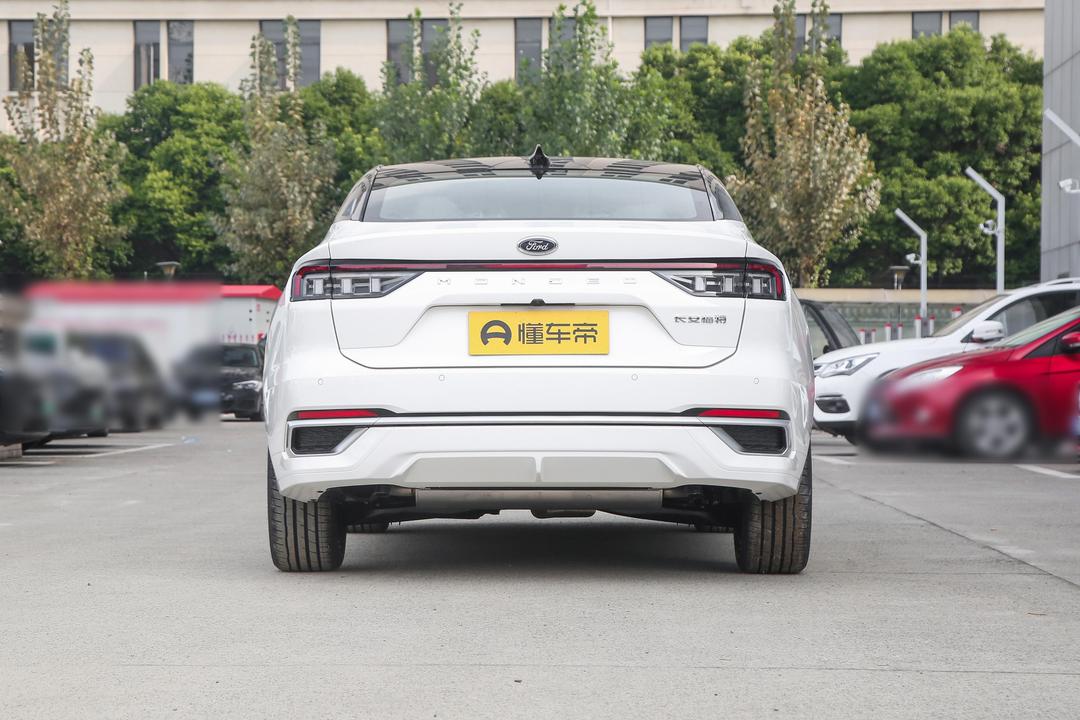 Ford Mondeo 2026, фото 6