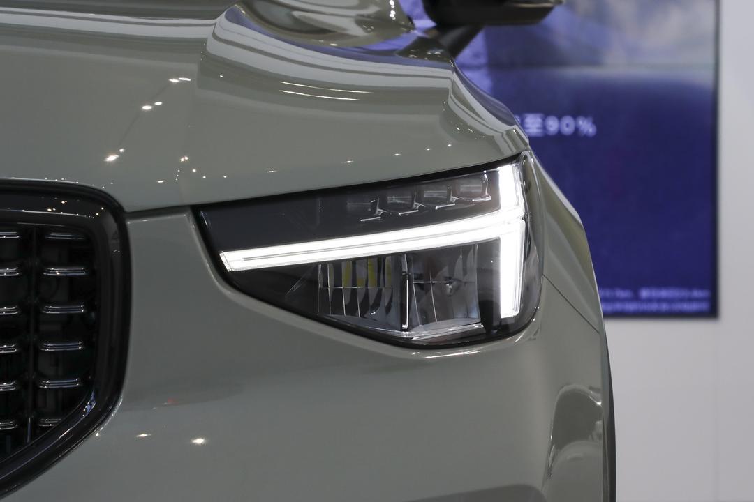 Volvo XC40 2026, фото 12