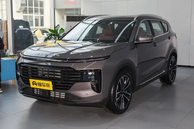 Jetour X70 PLUS 2026 — купить из Китая под заказ