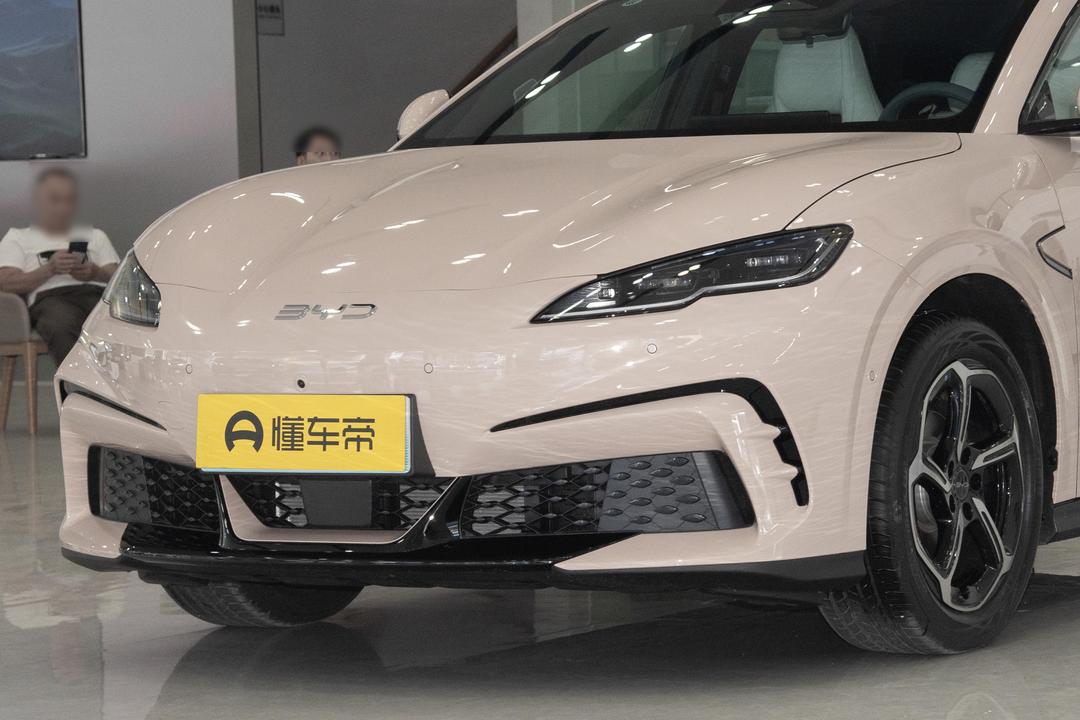 BYD Seal 06 GT 2026, фото 9