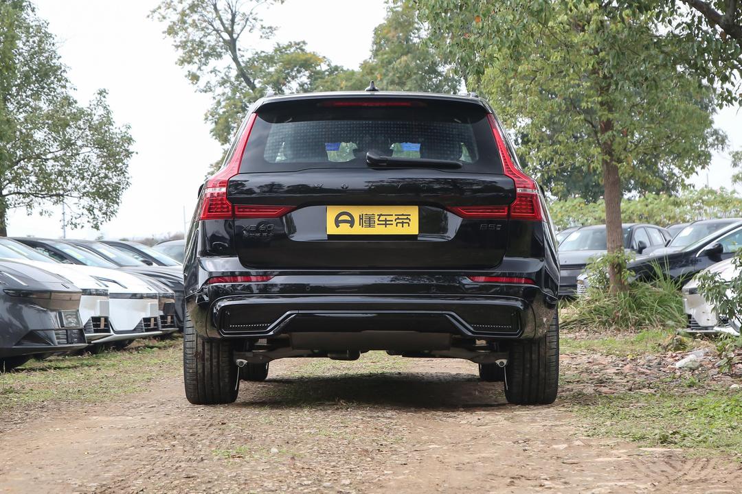 Volvo XC60 2026, фото 6