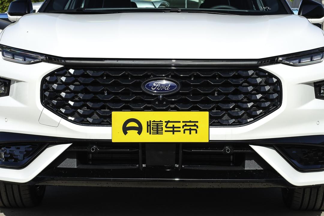 Ford Mondeo 2026, фото 10