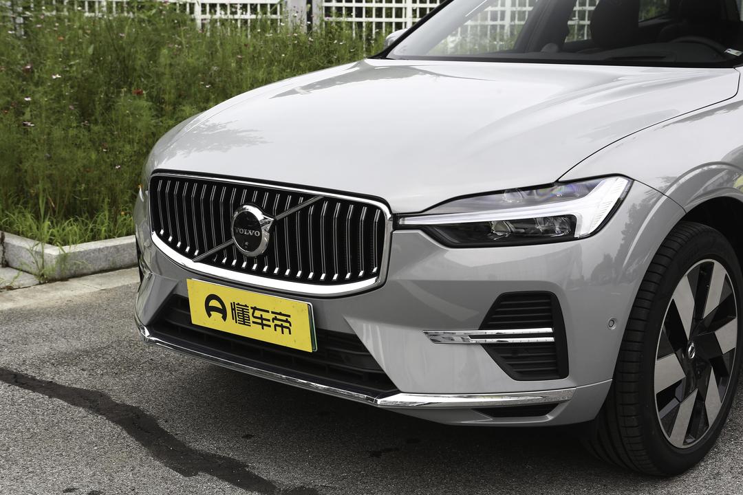 Volvo XC60 PHEV 2026, фото 9