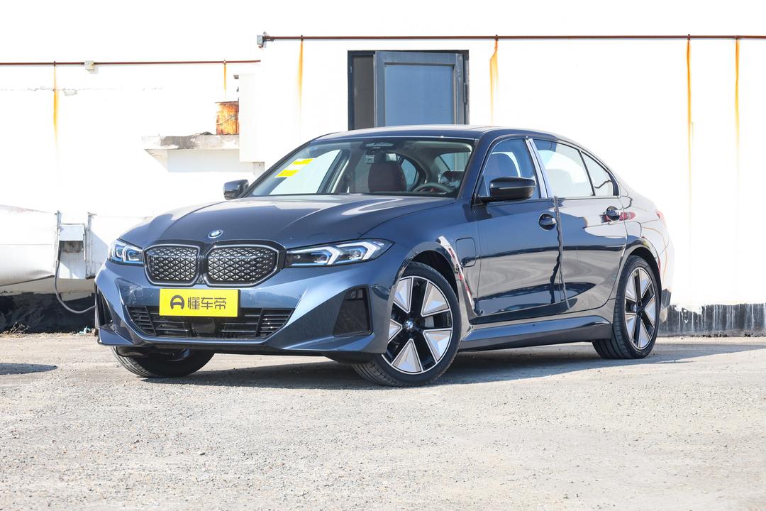 BMW i3 2026, фото 1