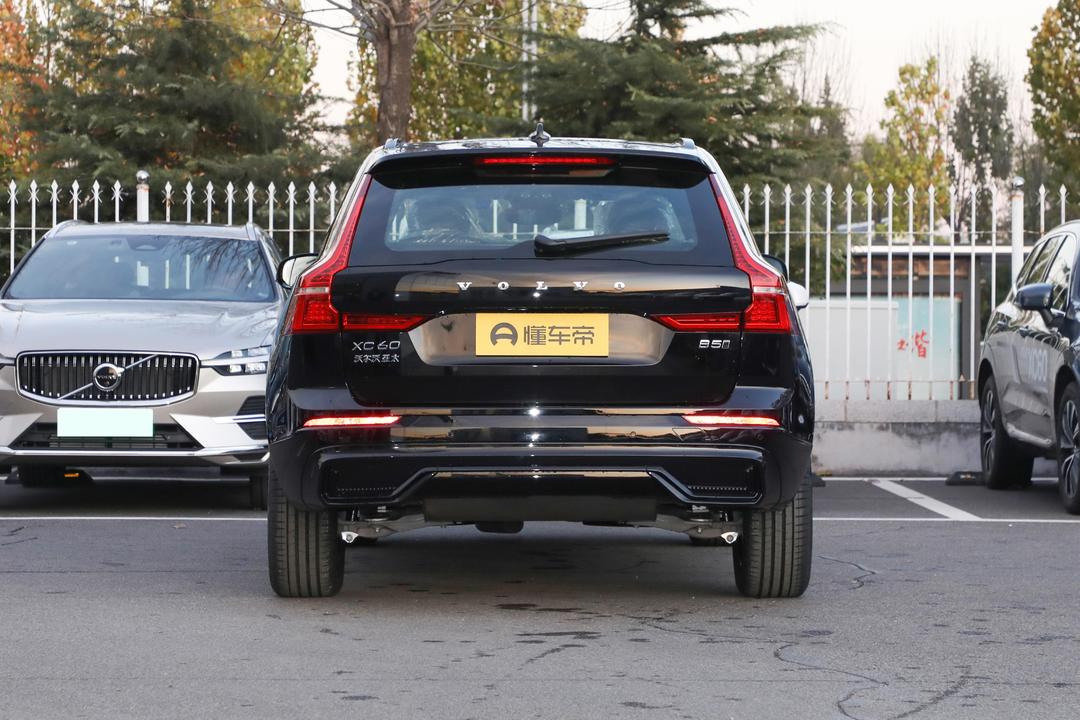 Volvo XC60 2026, фото 6