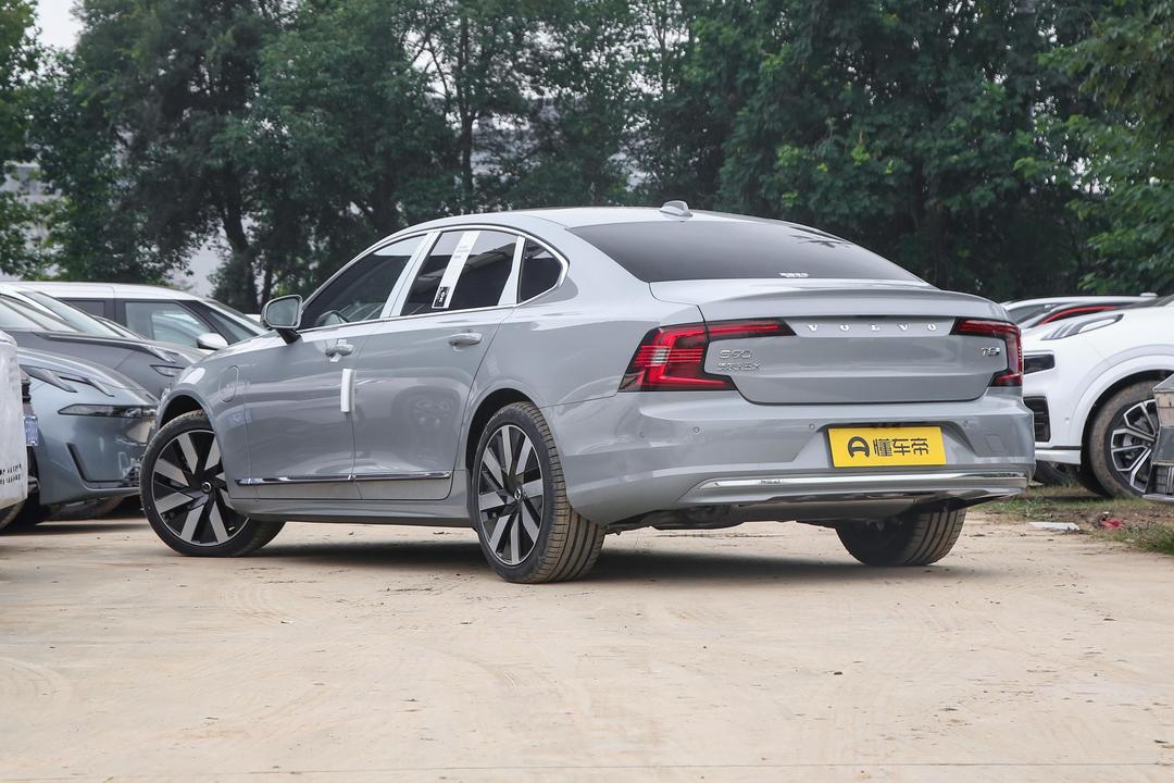 Volvo S90 PHEV 2026, фото 5