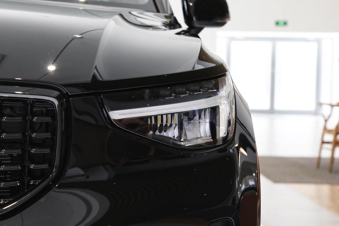 Volvo XC40 2026, фото 10