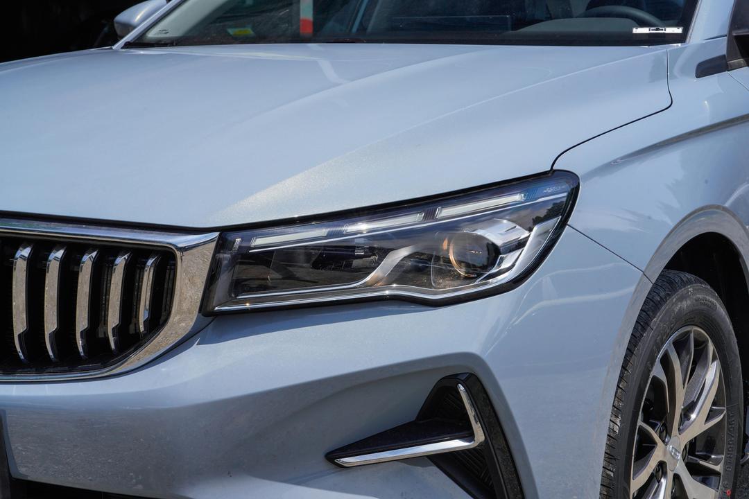 Geely Emgrand 2026, фото 14