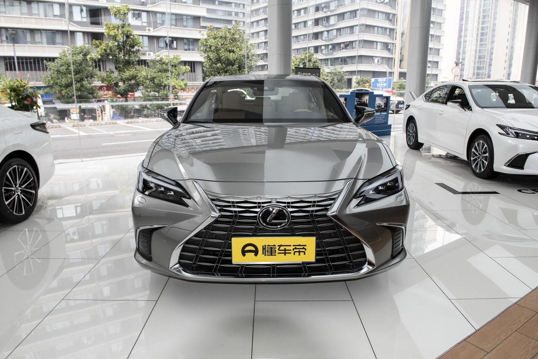 Lexus ES 2026, фото 2