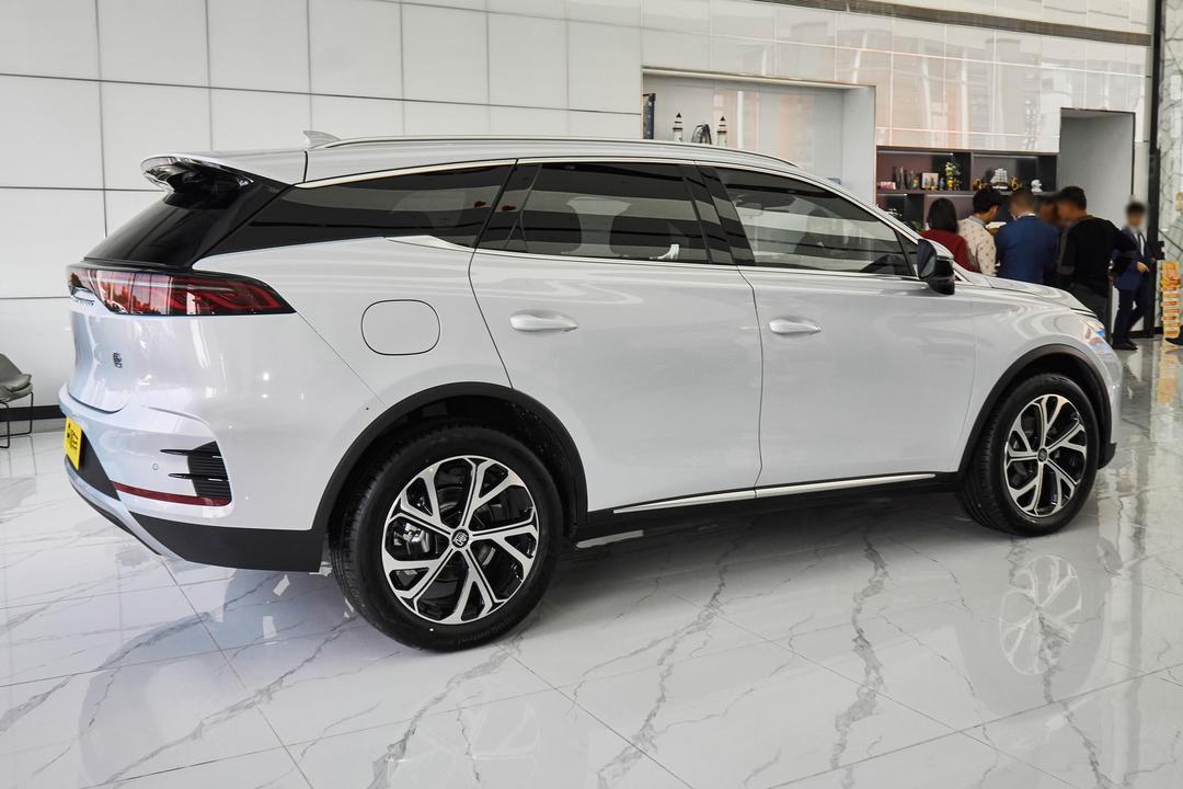 BYD Tang DM 2026, фото 7