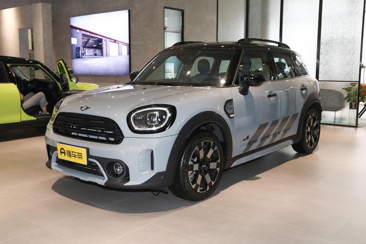 2023 1.5T COOPER ALL4 Unruly Edition