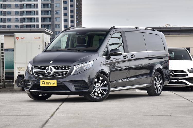 2022 V 260 L Long Wheelbase Luxury Edition