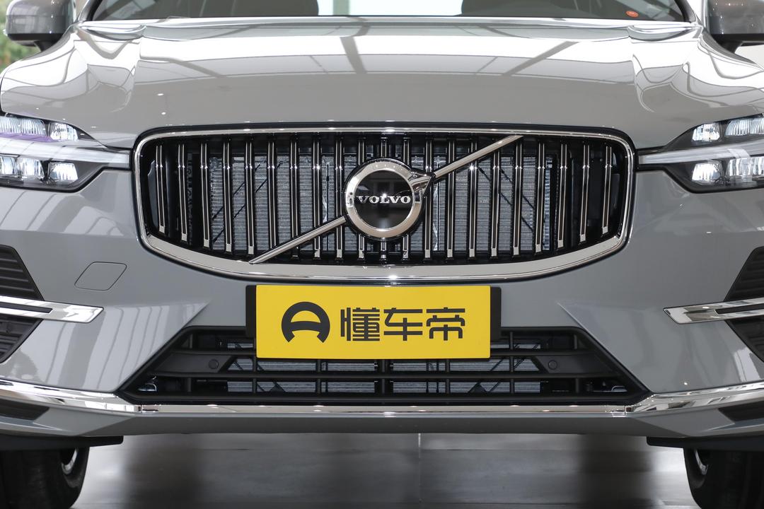 Volvo XC60 2026, фото 8
