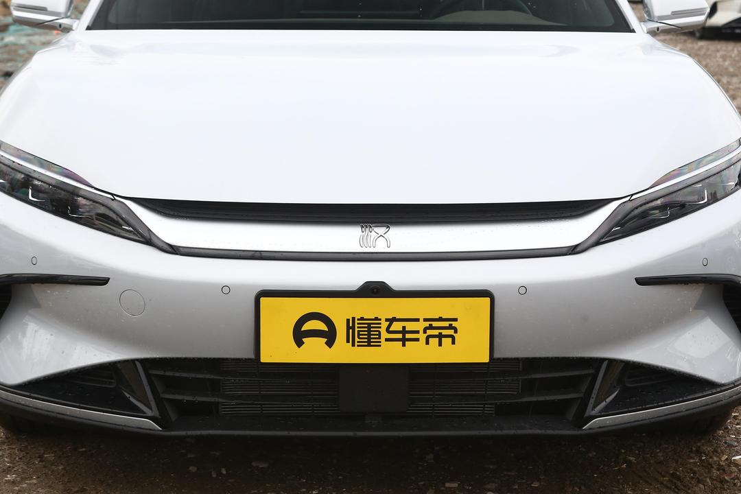 BYD Han DM 2026, фото 10