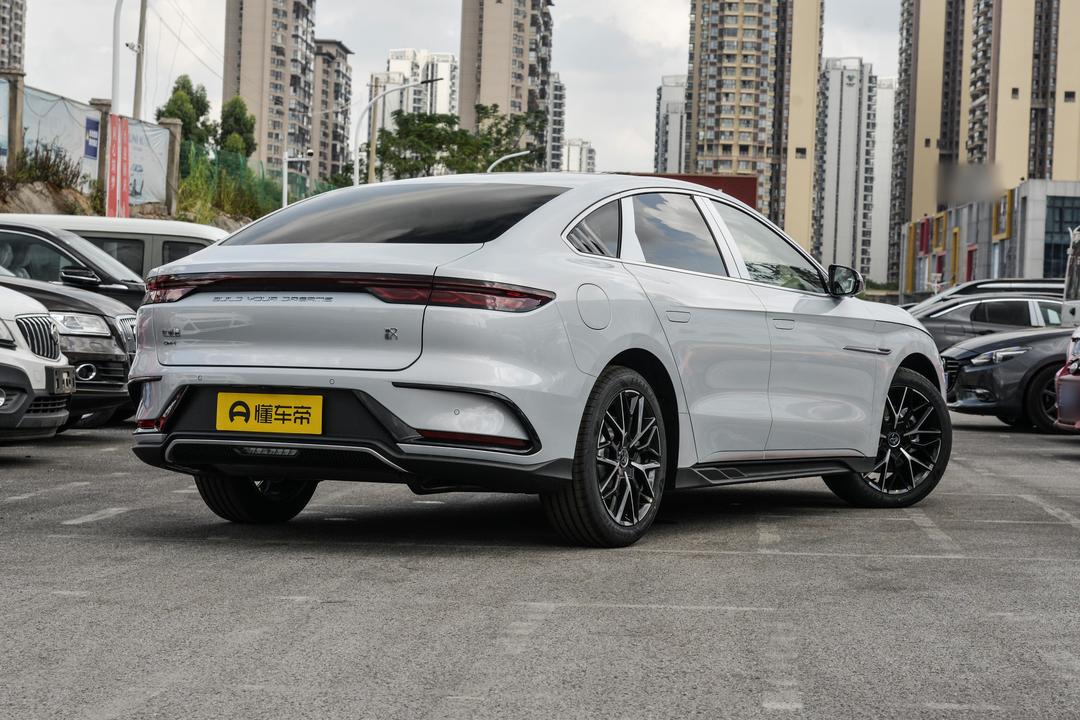 BYD Han DM 2026, фото 7