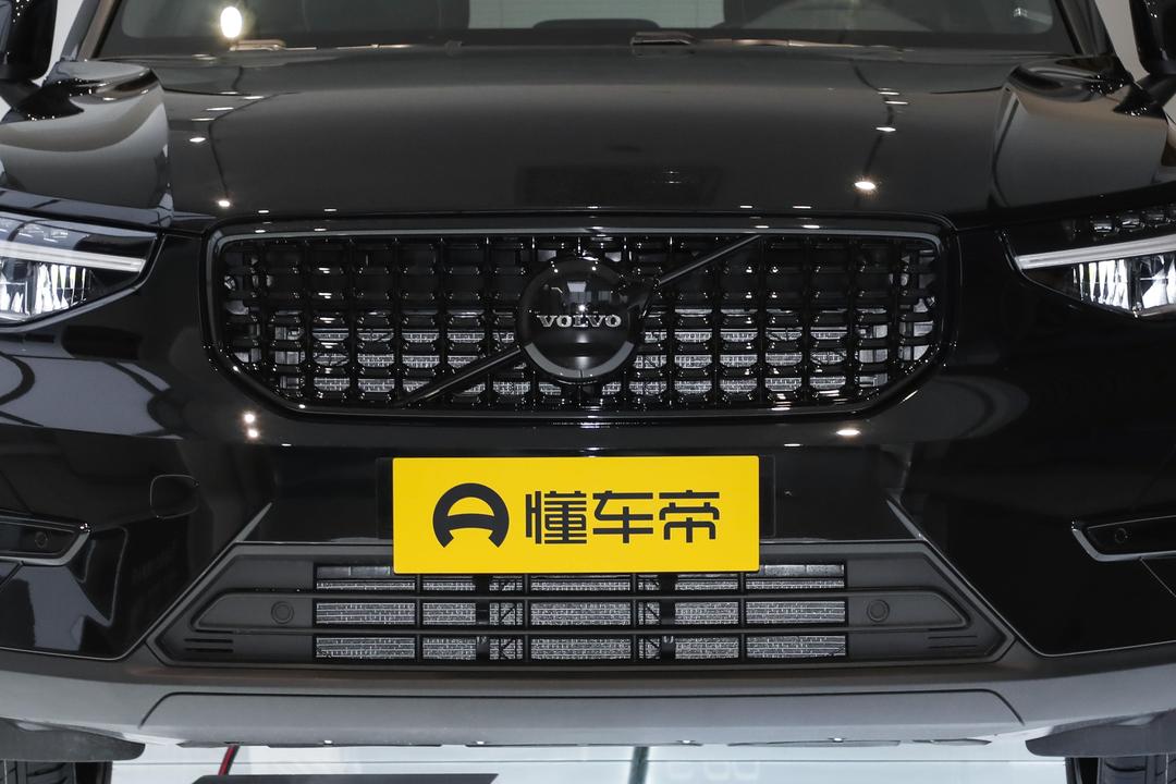 Volvo XC40 2026, фото 9
