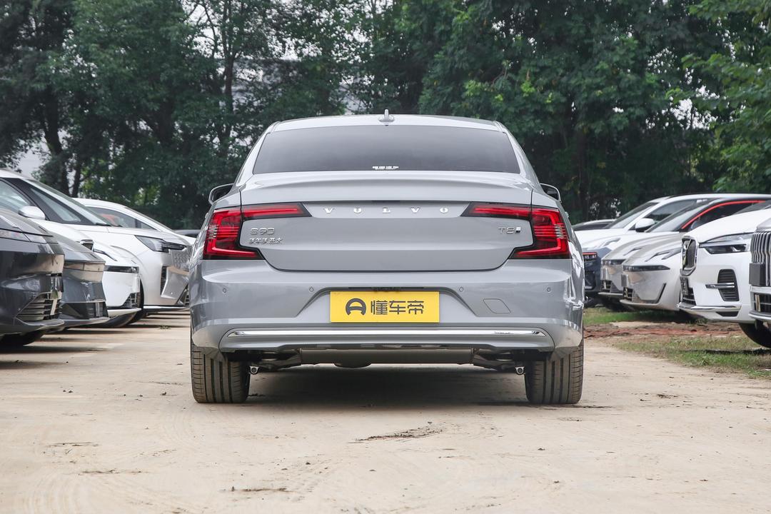 Volvo S90 PHEV 2026, фото 6